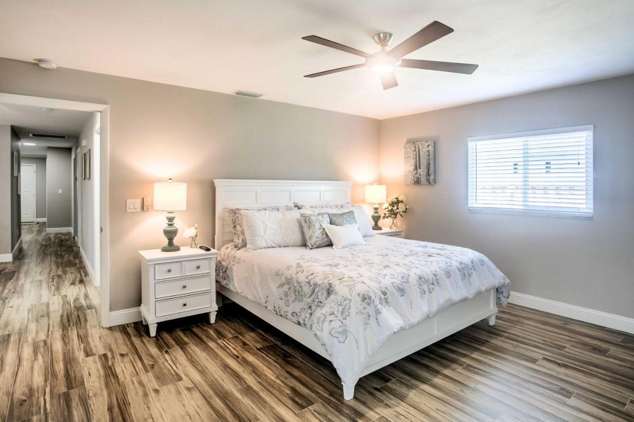 Naples Home With Lanai And Pool Near Vanderbilt Beach! Екстериор снимка